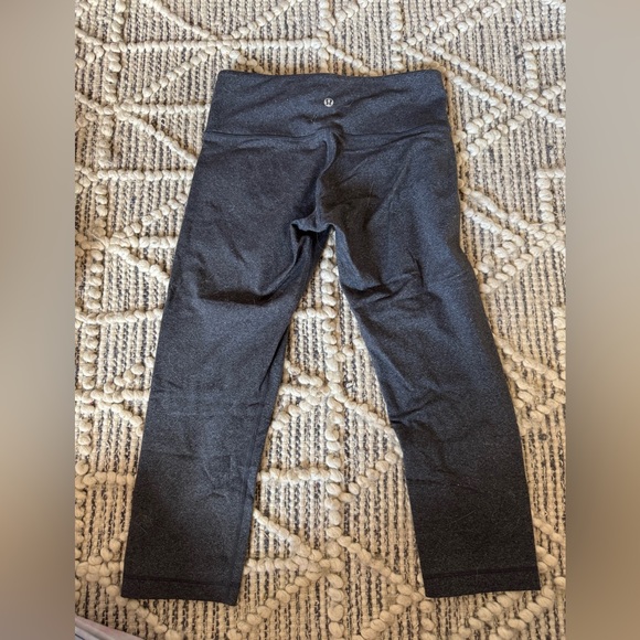 5 PAIRS of lululemon leggings (varied styles/colours) pack. ALL SIZE: 6 - Picture 10 of 15